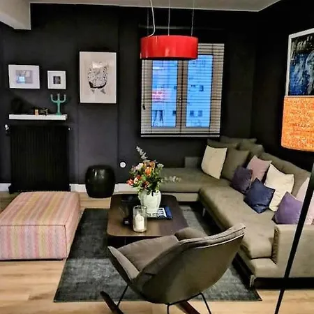 Stylish Loft Downtown Szaloniki