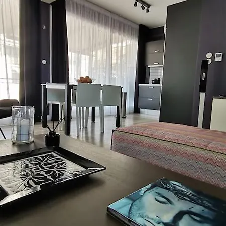 Stylish Loft Downtown * Szaloniki
